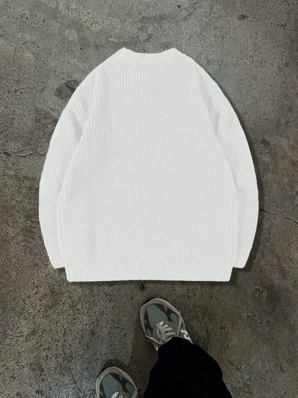 White Casual Men's Long Sleeve Crewneck Pullover Sweater